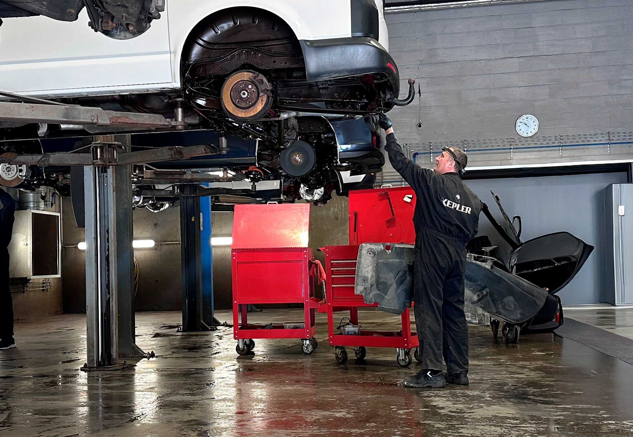 Behandle bilens understell – slik beskytter du bilen mot rust og veisalt