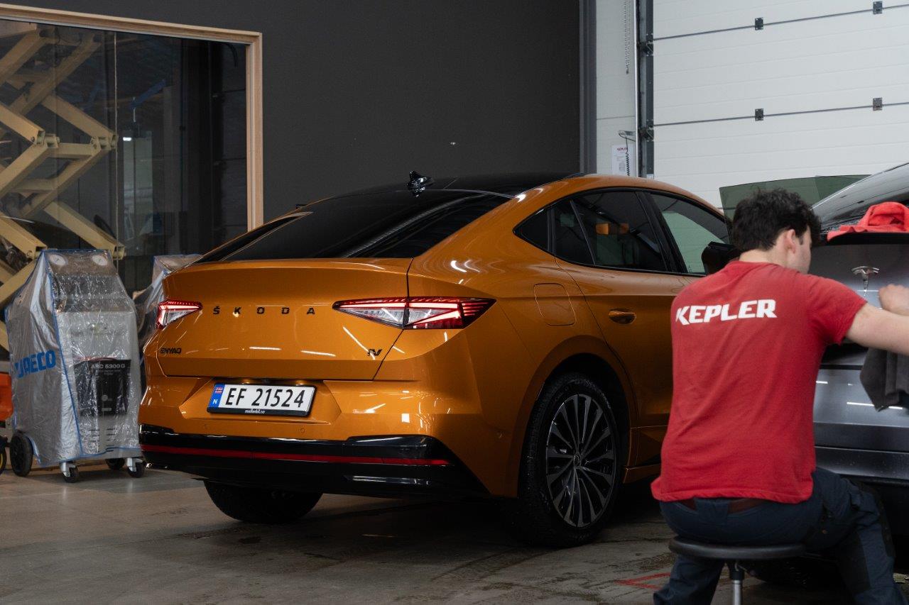 Kurs for bilforhandlere – spesialtilpasset opplæring i bilpleie